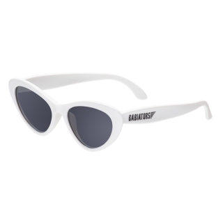 Babiators Original Cat-Eye: Wicked White I Smoke Lenses I 3-5 años