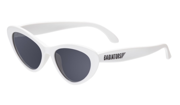 Babiators Original Cat-Eye: Wicked White I Smoke Lenses I 0-2 años